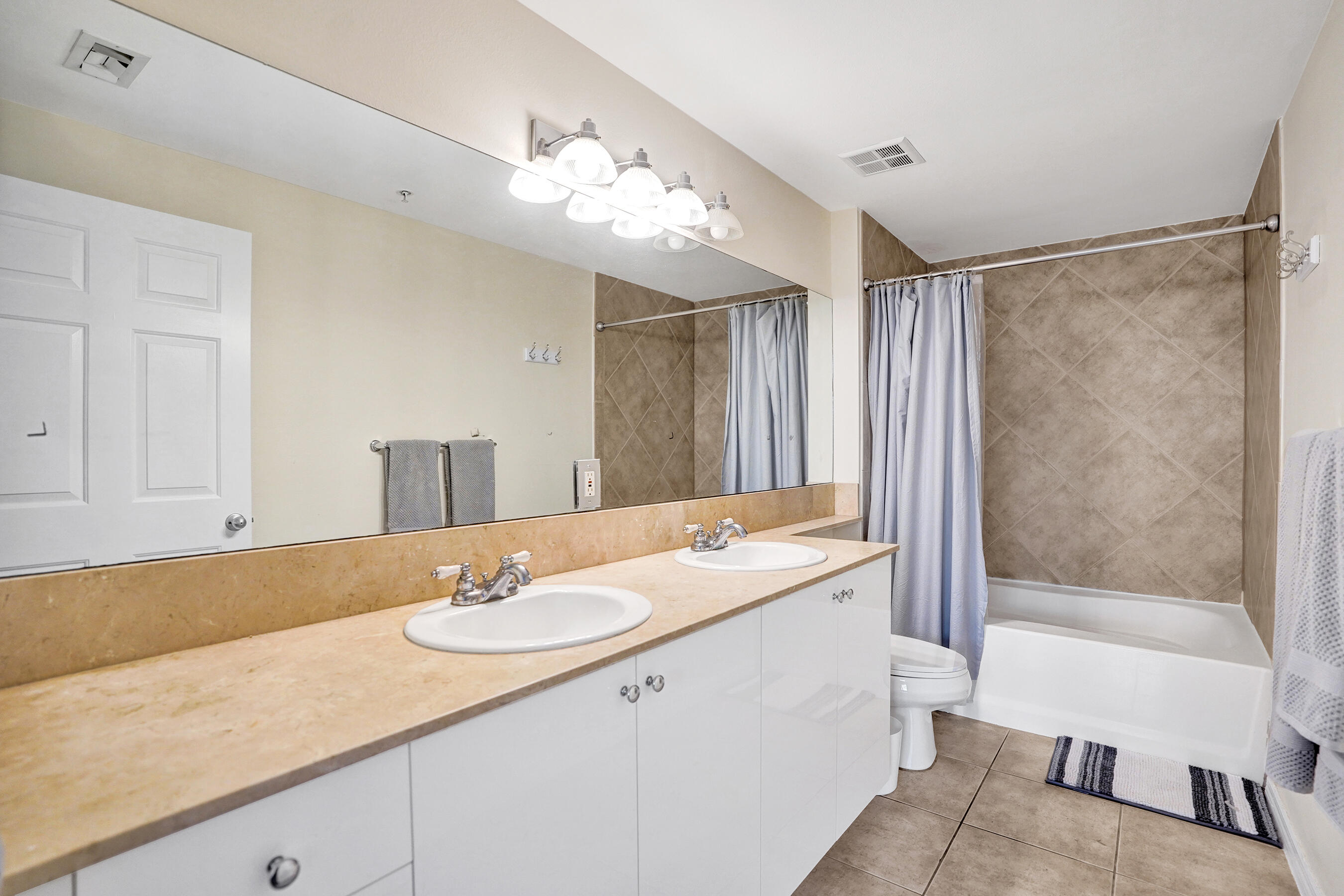 MOORINGS AT LANTANA CONDO 2 - Residential