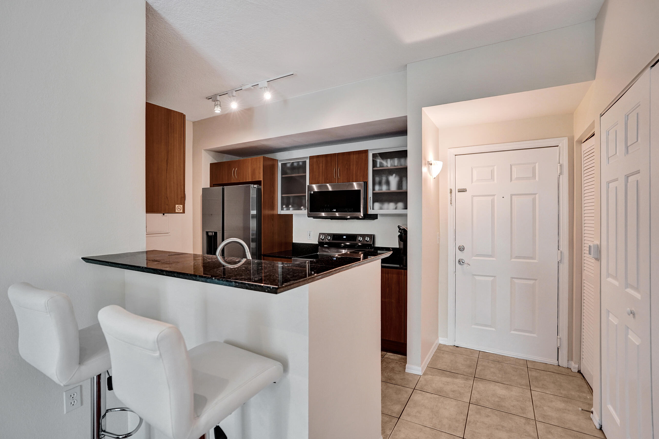 MOORINGS AT LANTANA CONDO 2 - Residential