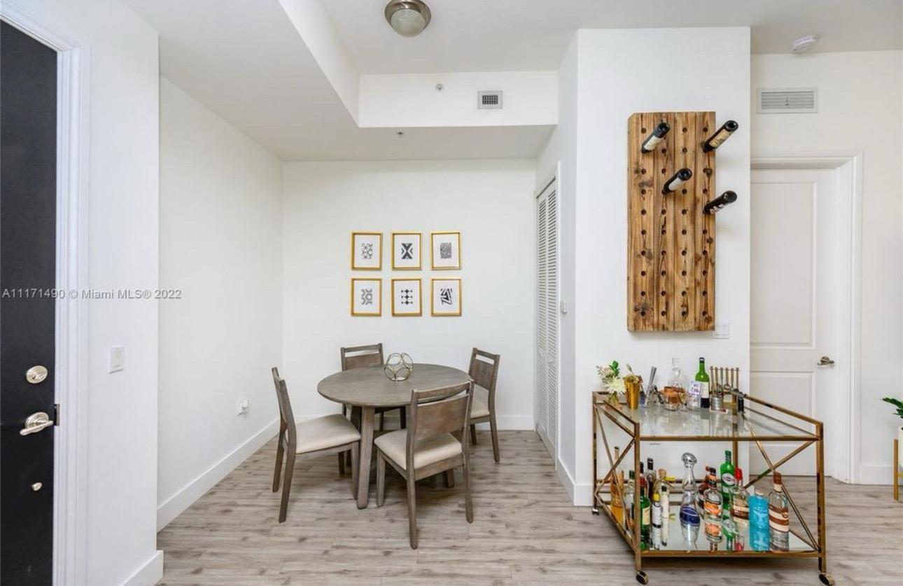 Ponce Tower Condo - Residential Lease