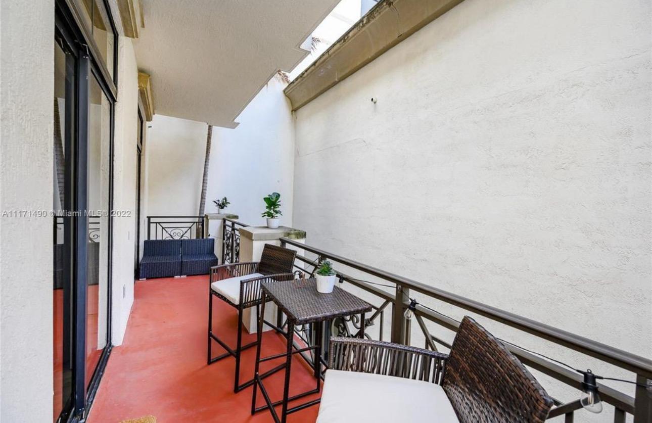 Ponce Tower Condo - Residential Lease