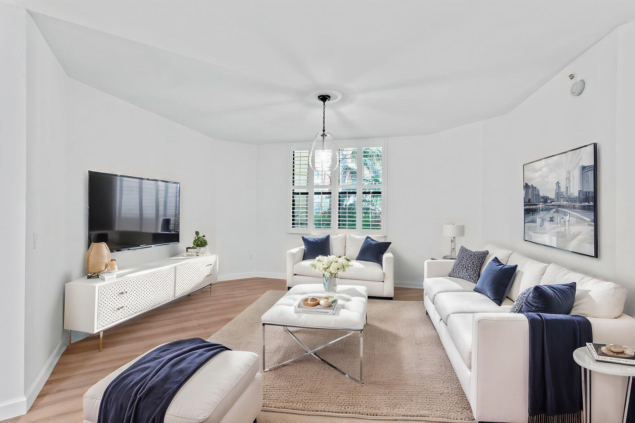 COURTYARDS IN CITYPLACE CONDO - Residential
