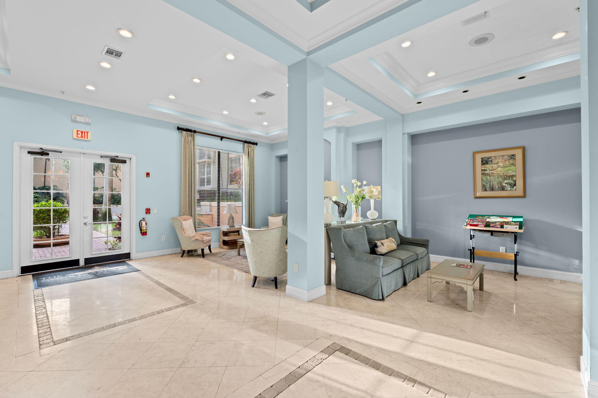 COURTYARDS IN CITYPLACE CONDO - Residential