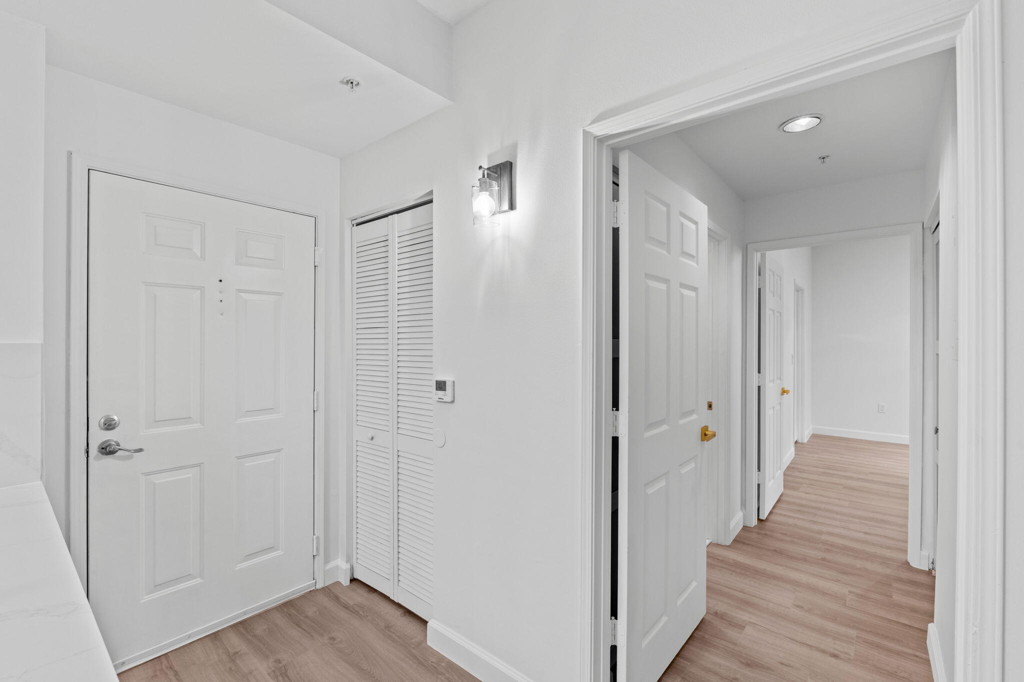 COURTYARDS IN CITYPLACE CONDO - Residential