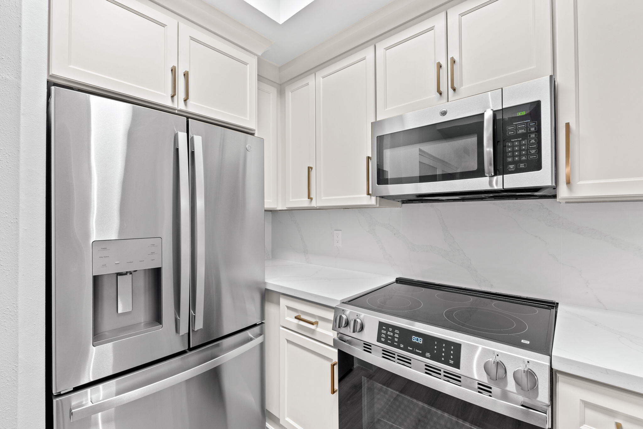 COURTYARDS IN CITYPLACE CONDO - Residential