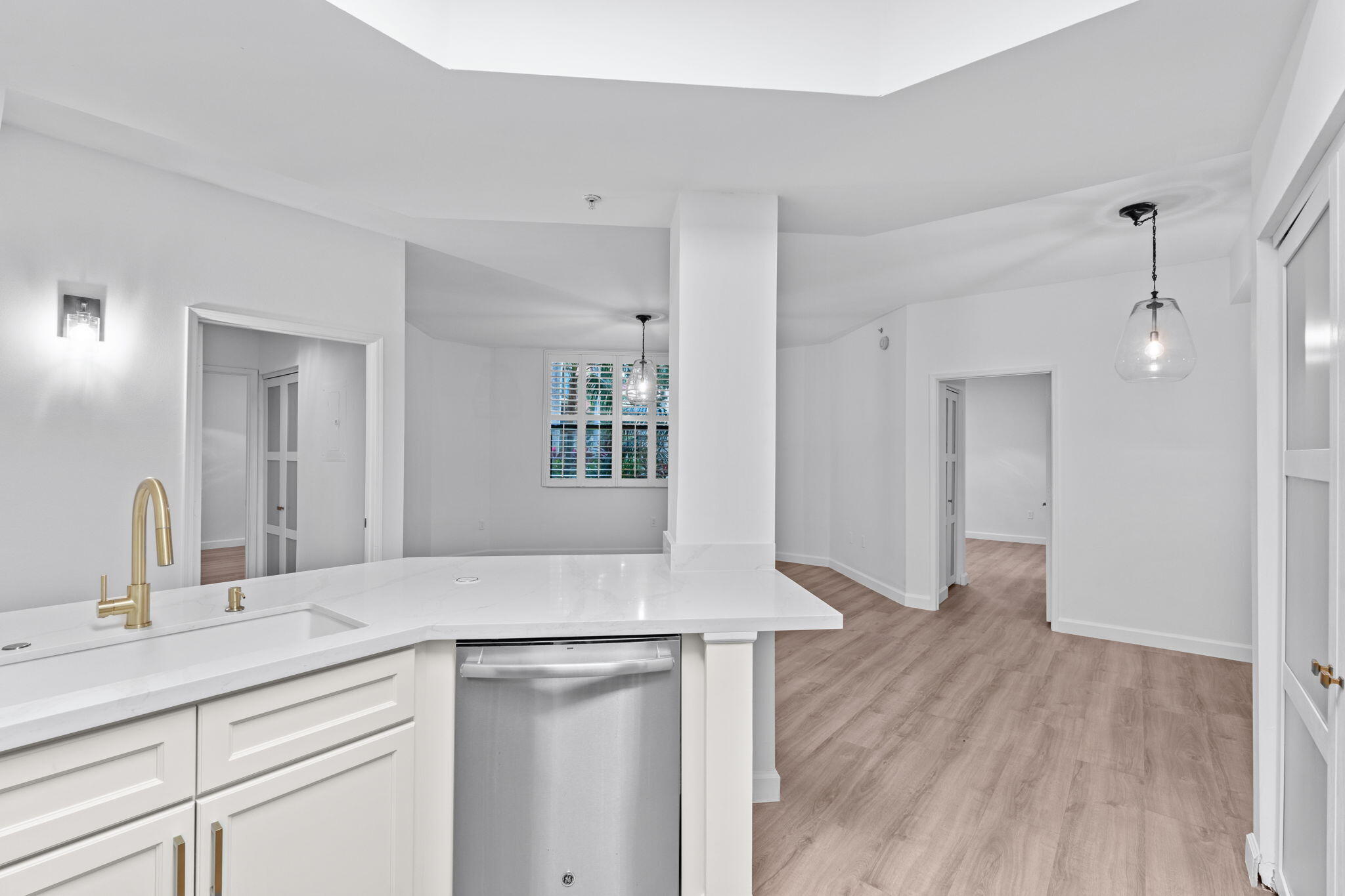 COURTYARDS IN CITYPLACE CONDO - Residential