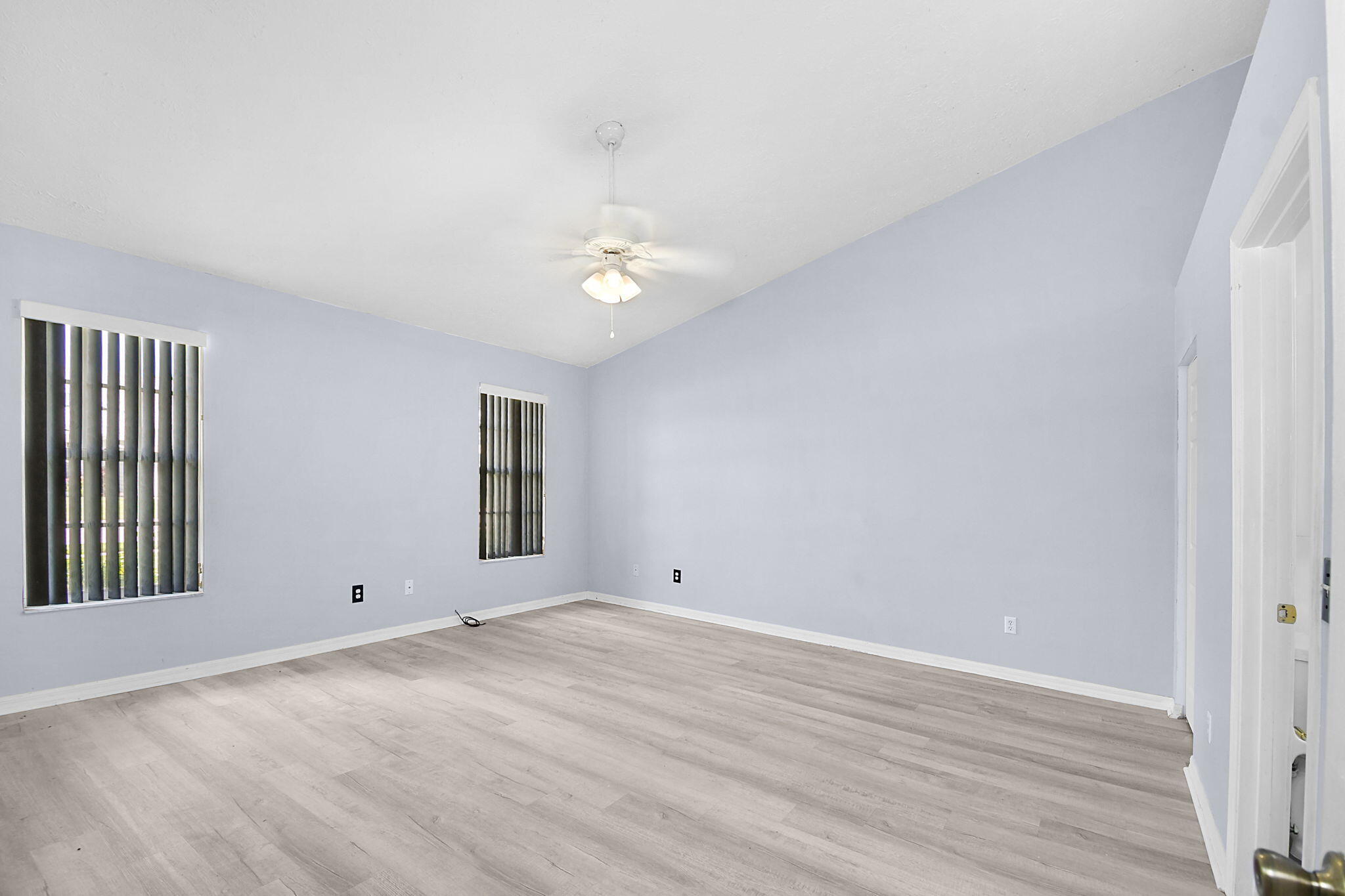 GARDEN VILLAS OF GATOR TRACE UNIT I - Residential Lease
