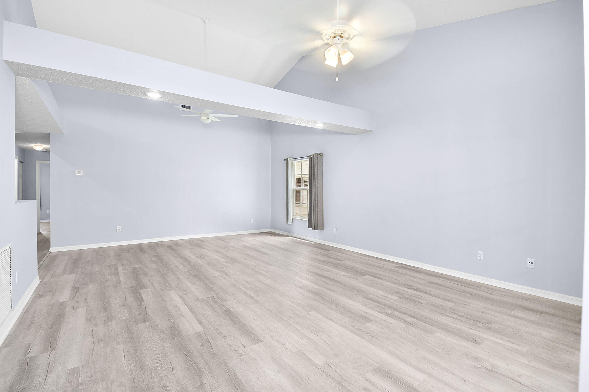 GARDEN VILLAS OF GATOR TRACE UNIT I - Residential Lease