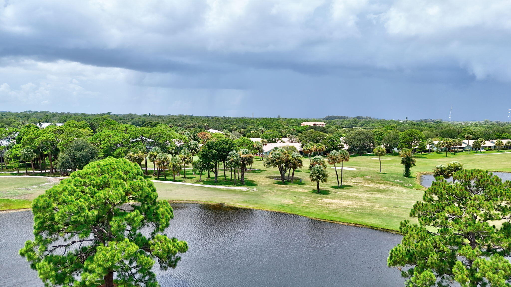 GARDEN VILLAS OF GATOR TRACE UNIT I - Residential Lease
