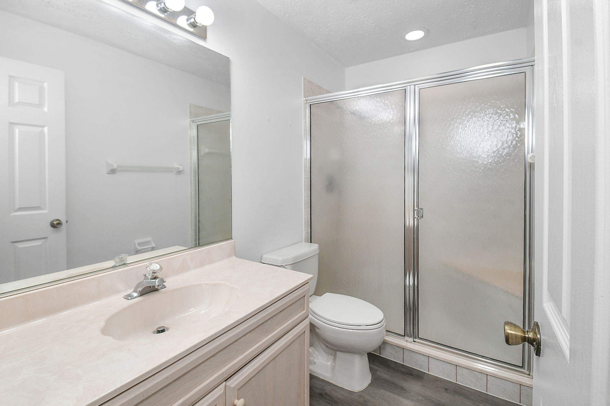 GARDEN VILLAS OF GATOR TRACE UNIT I - Residential Lease