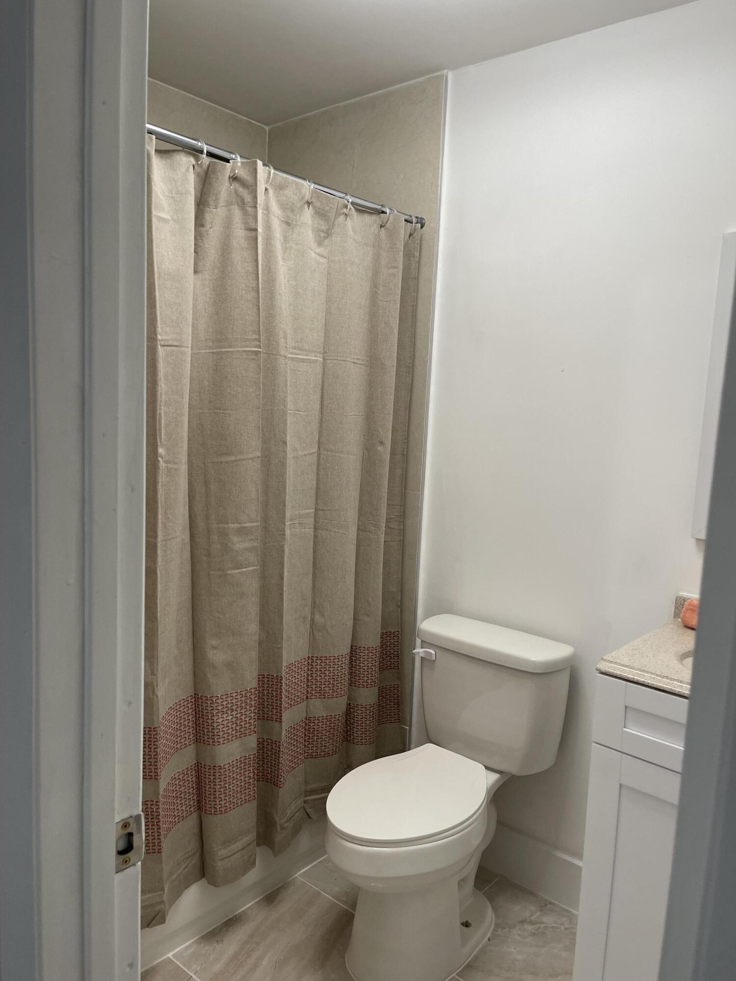 LAKES OF ACADIA UNIT ONE - Residential