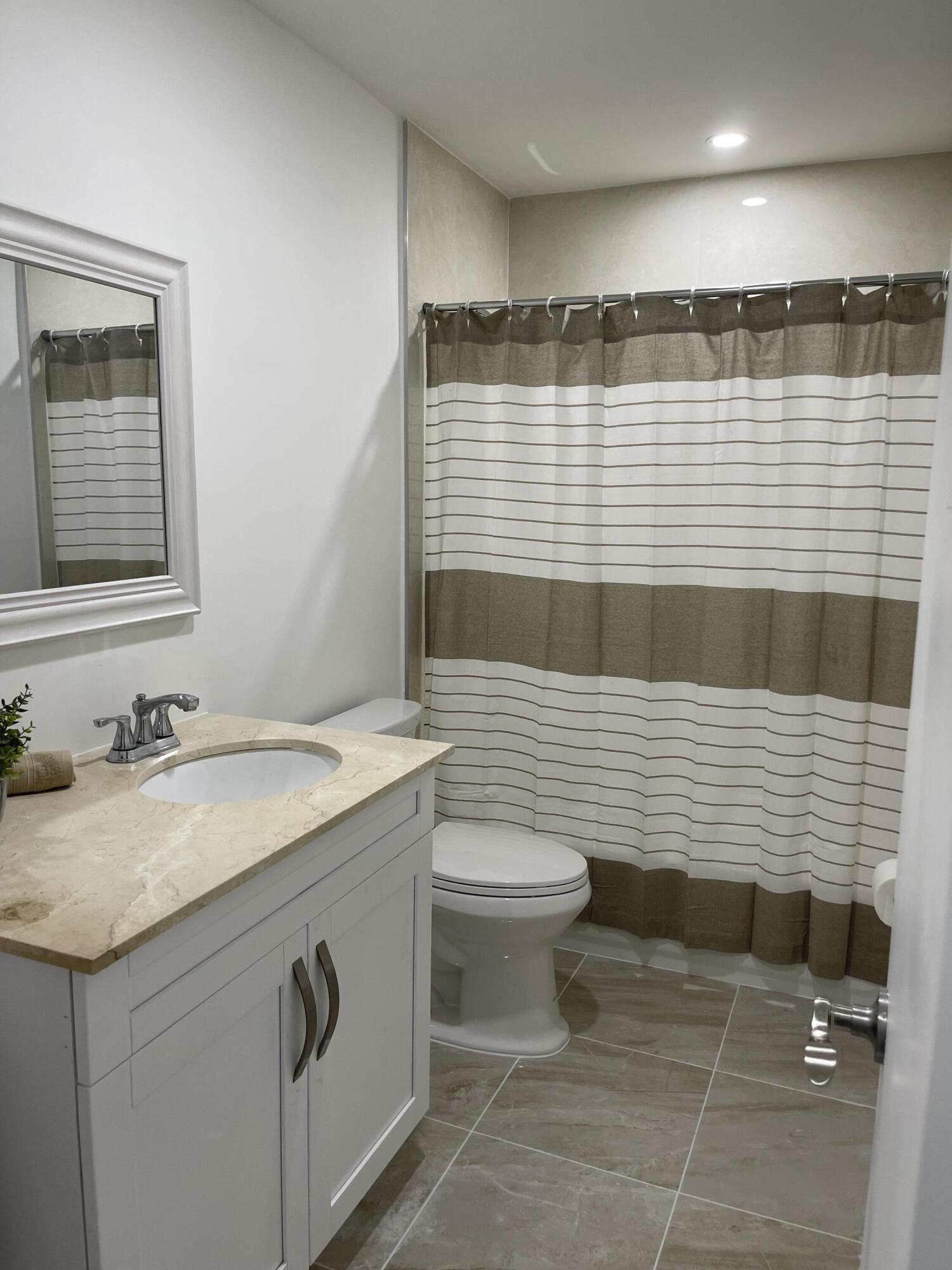 LAKES OF ACADIA UNIT ONE - Residential