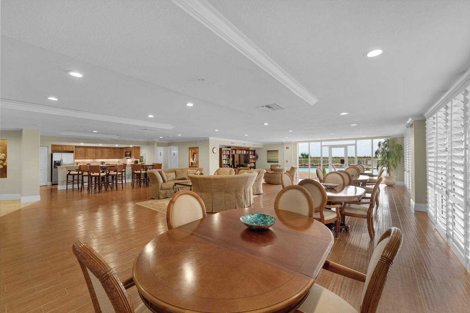 OCEANIQUE OCEANFRONT, A CONDOMINIUM - Residential