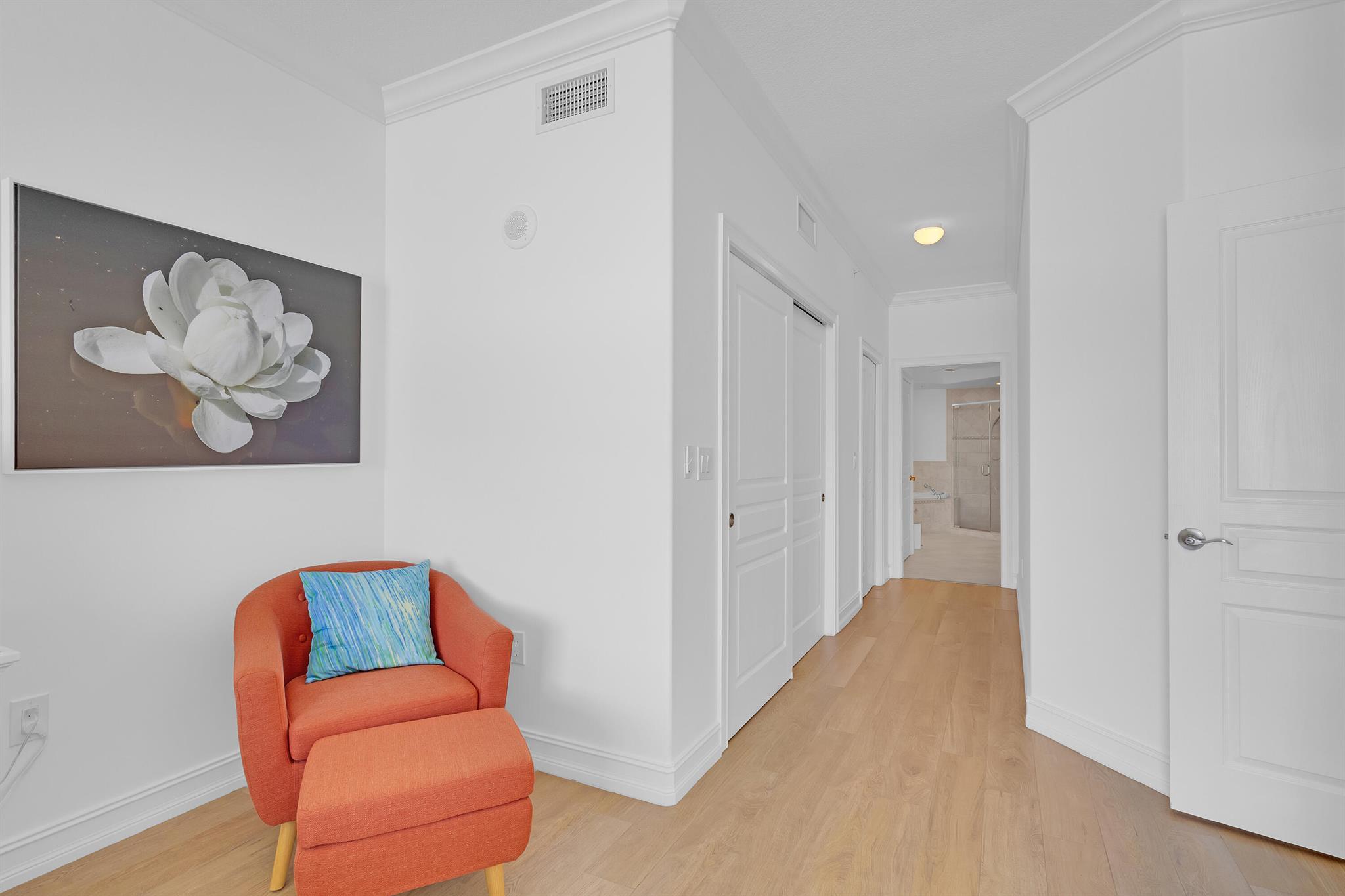 OCEANIQUE OCEANFRONT, A C - Residential