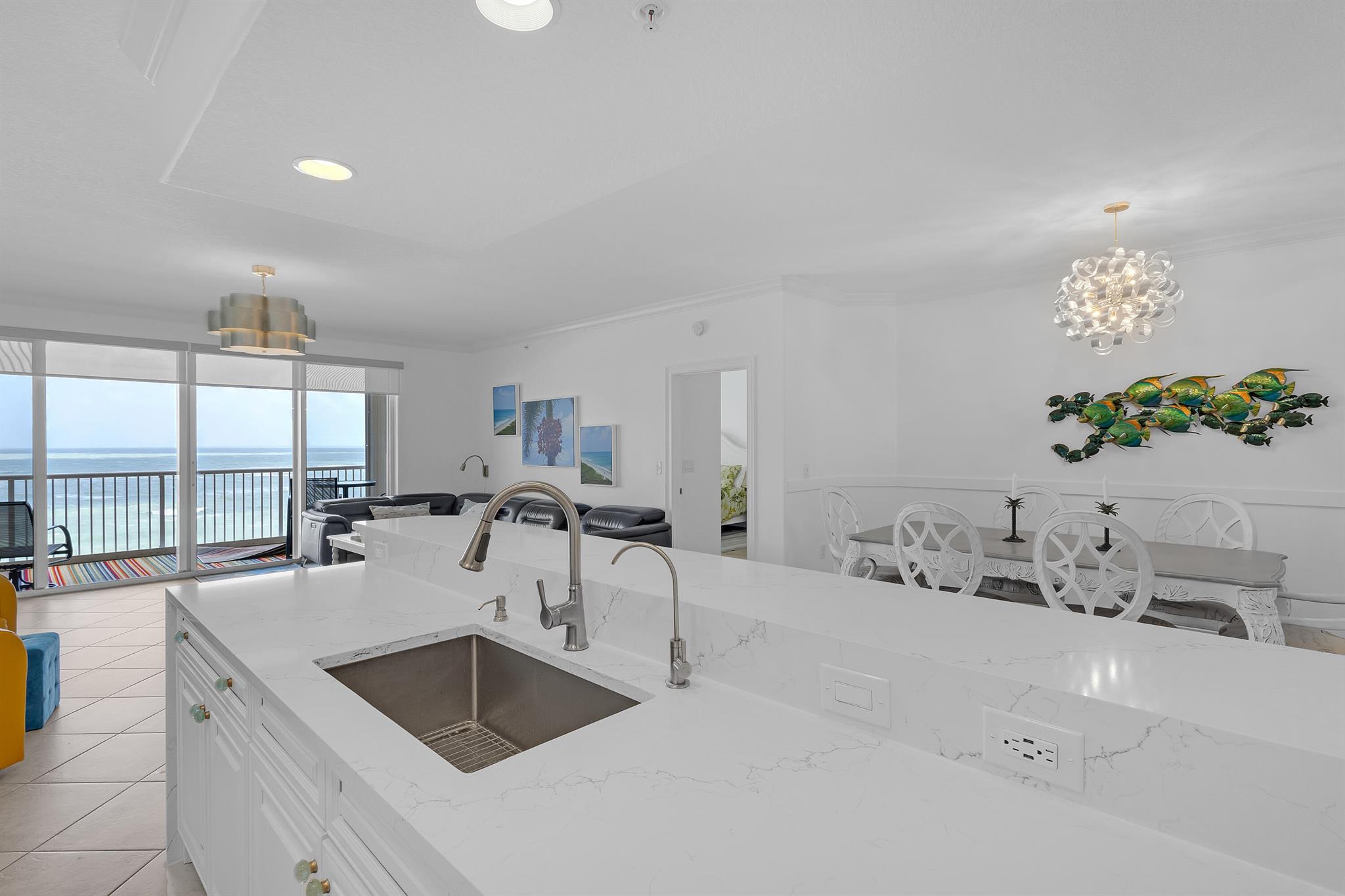 OCEANIQUE OCEANFRONT, A C - Residential