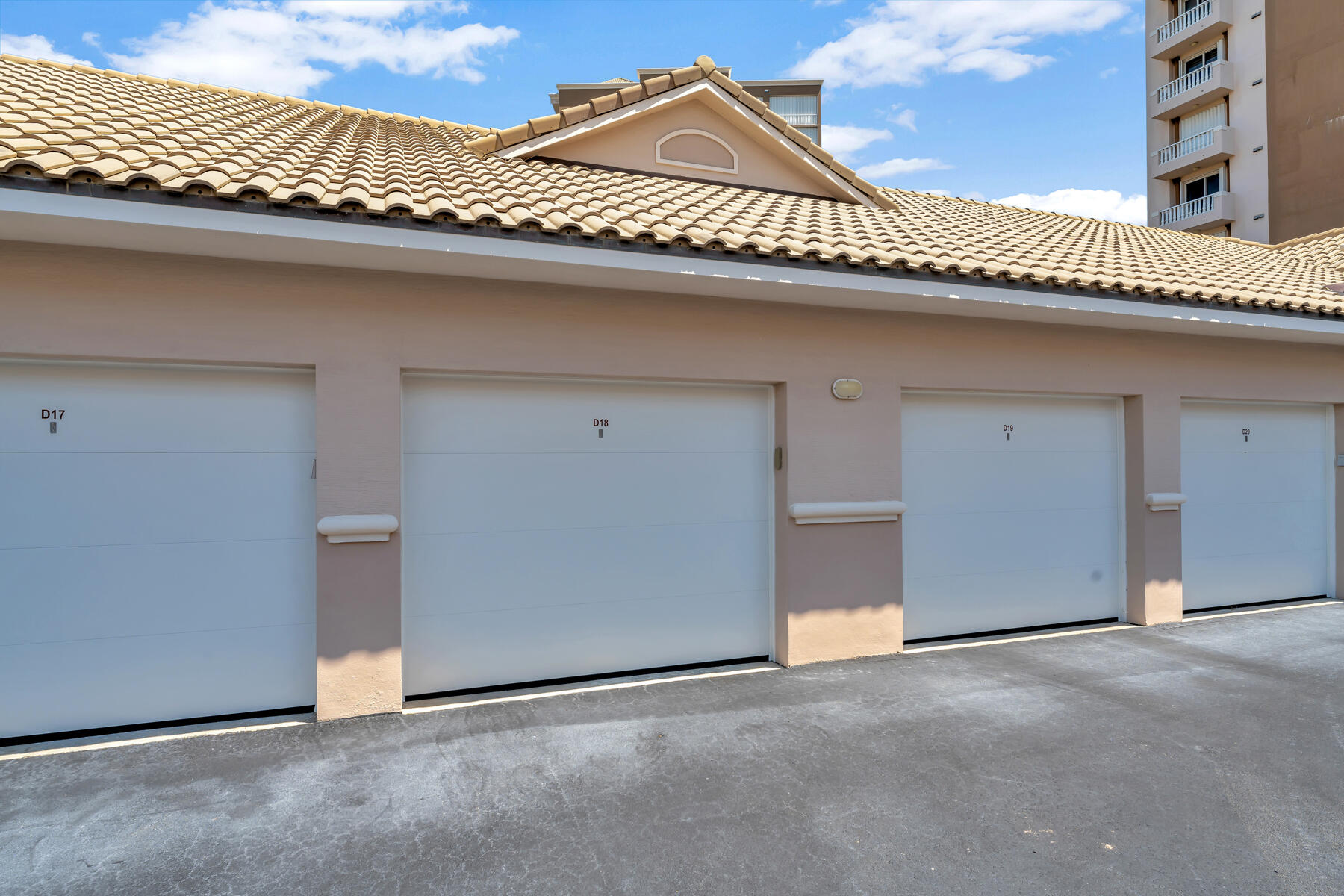 OCEANIQUE OCEANFRONT, A CONDOMINIUM - Residential