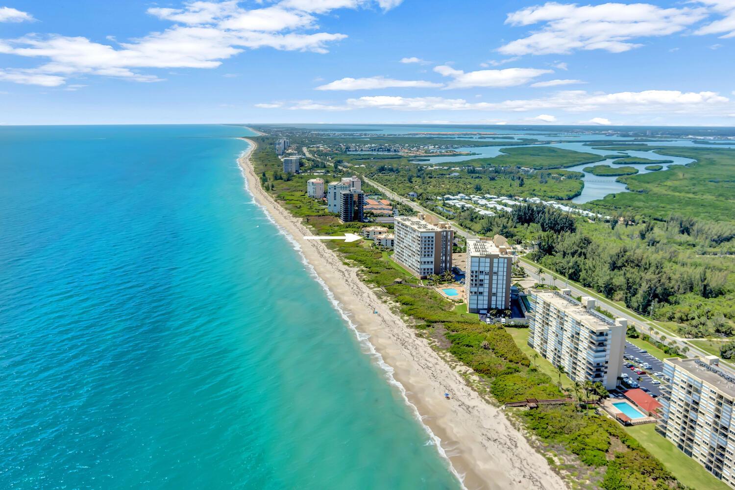 OCEANIQUE OCEANFRONT, A C - Residential