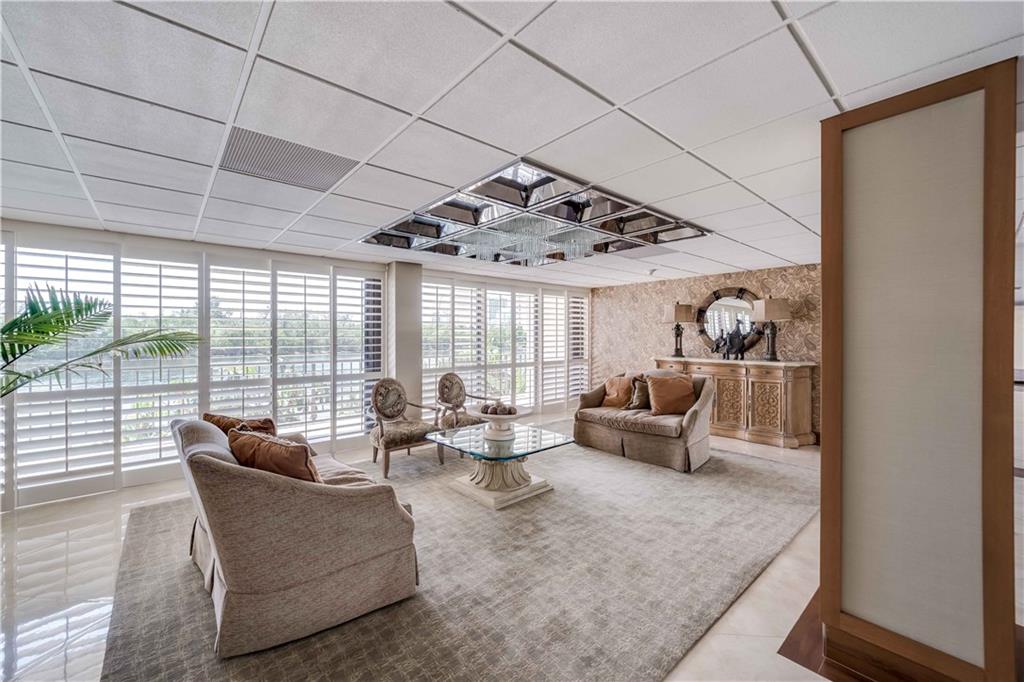 Corinthian Intracoastal - Residential