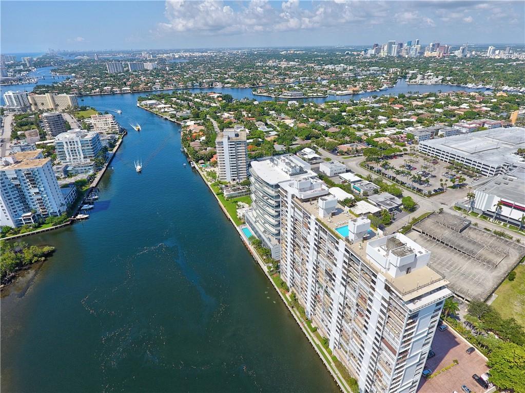 Corinthian Intracoastal - Residential