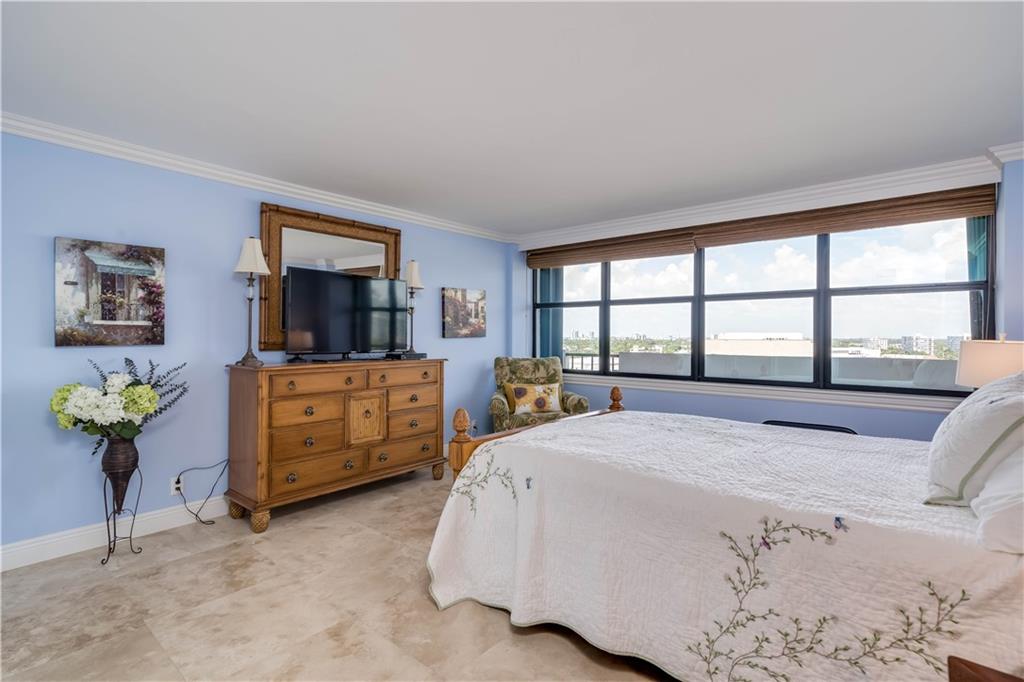 Corinthian Intracoastal - Residential