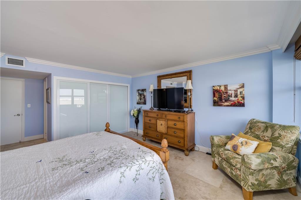 Corinthian Intracoastal - Residential