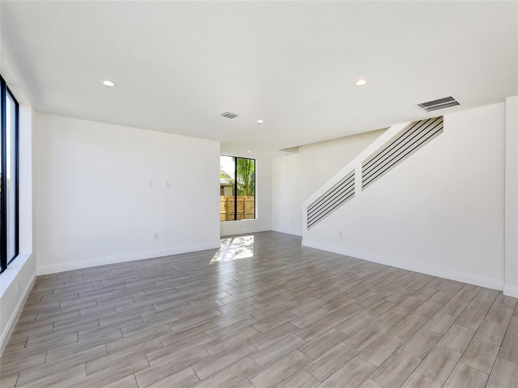 PROSPECT GARDENS - Residential Lease