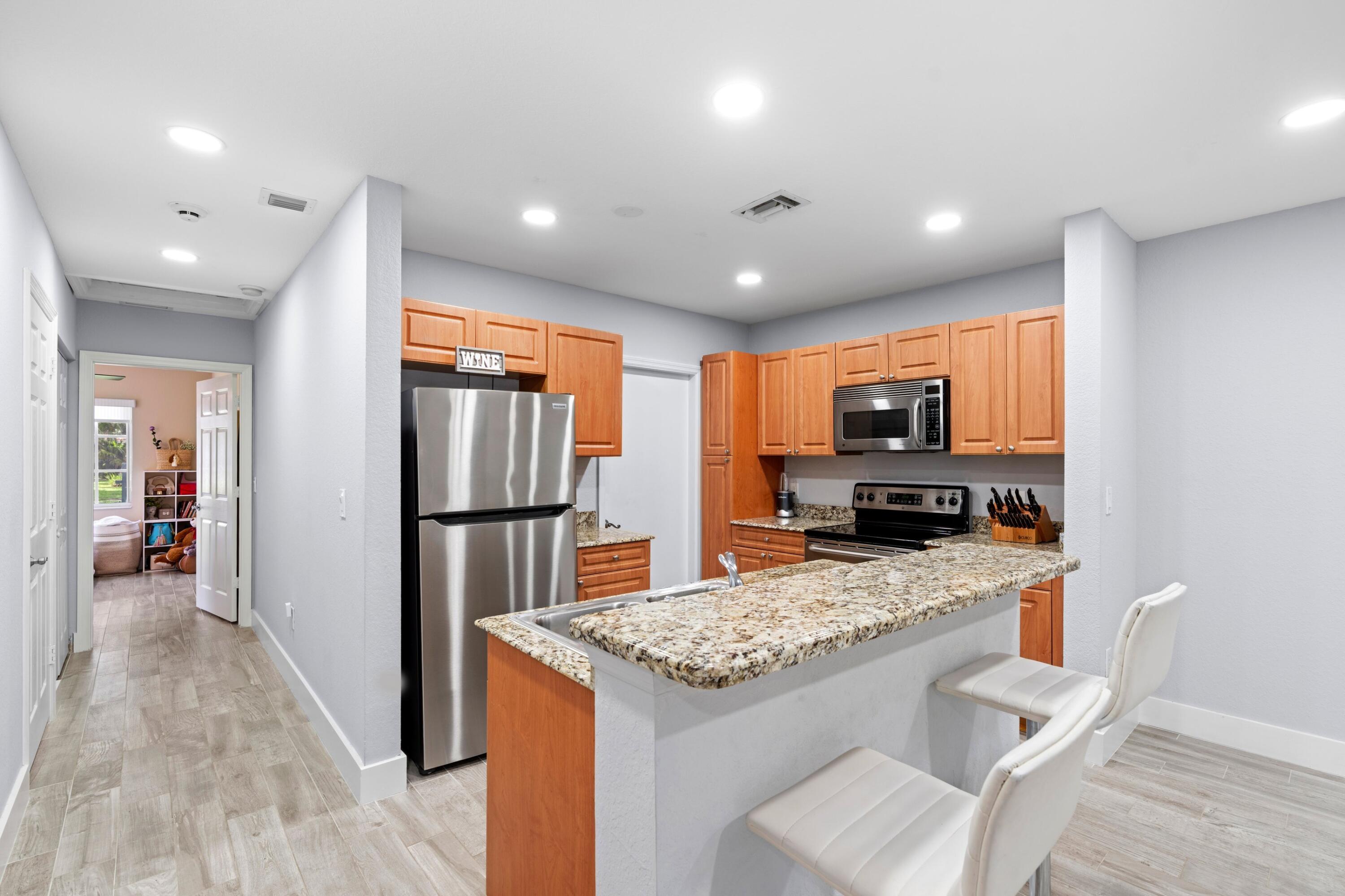 GREEN CAY VILLAGE - Residential Lease