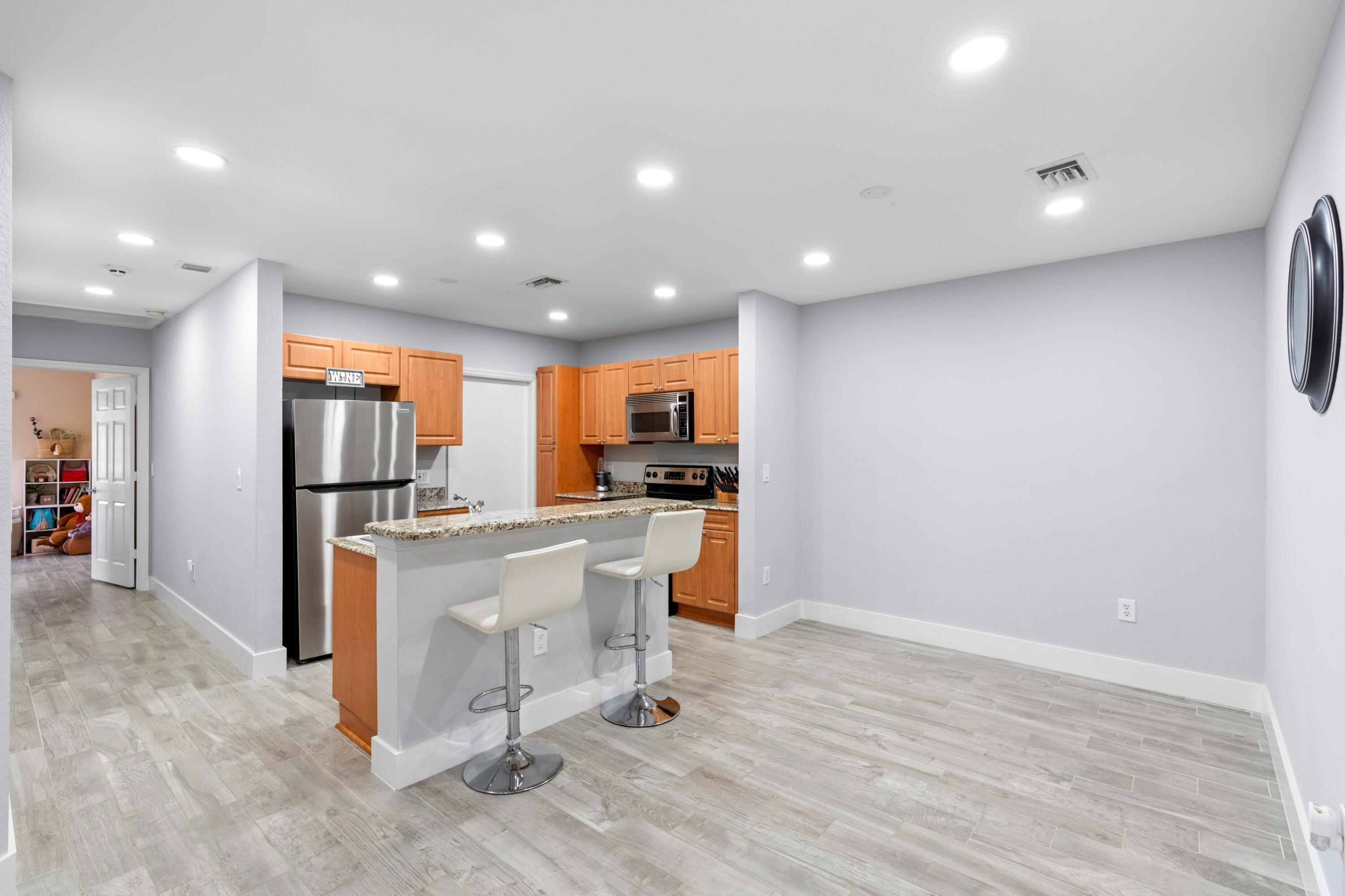 GREEN CAY VILLAGE - Residential Lease