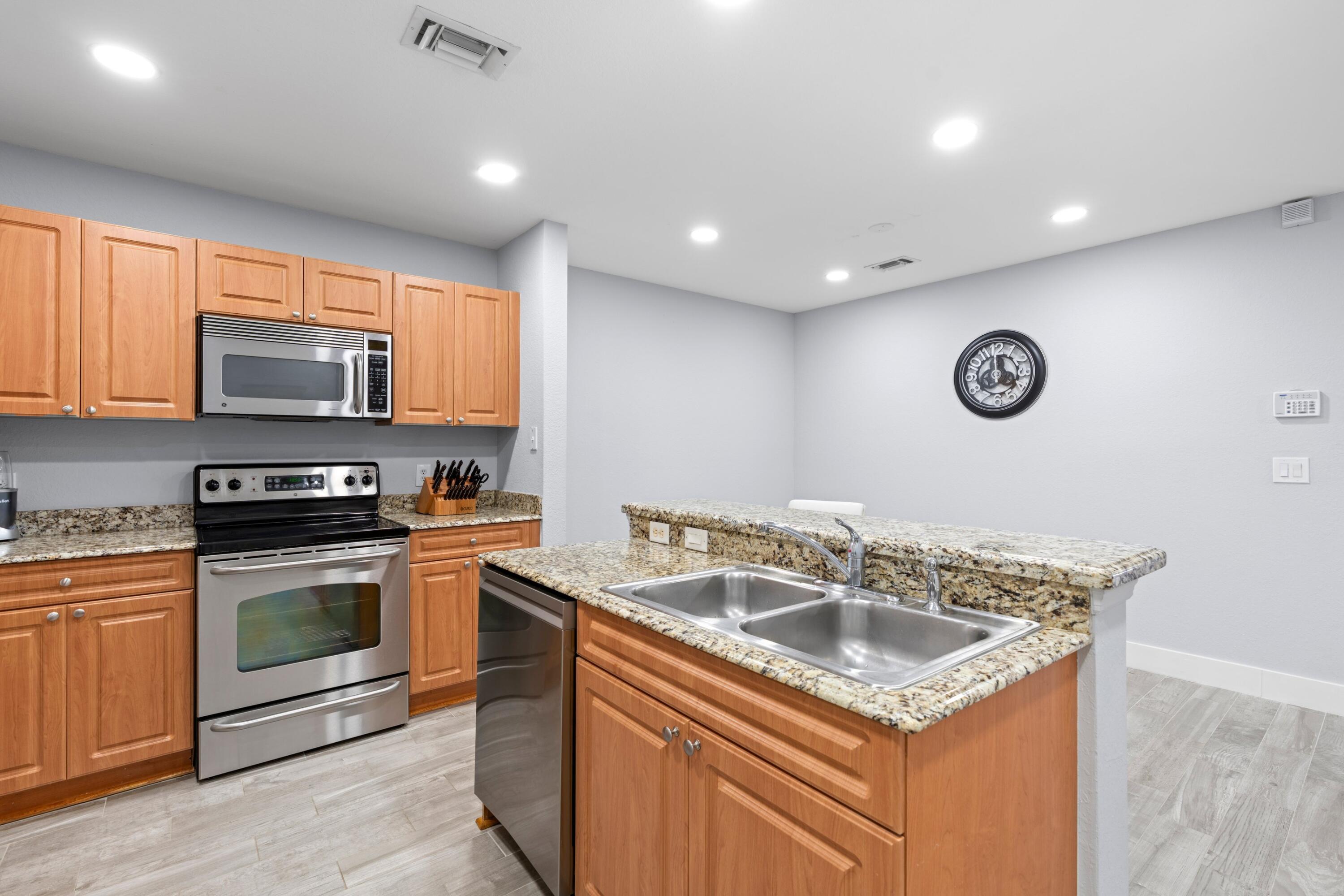 GREEN CAY VILLAGE - Residential Lease
