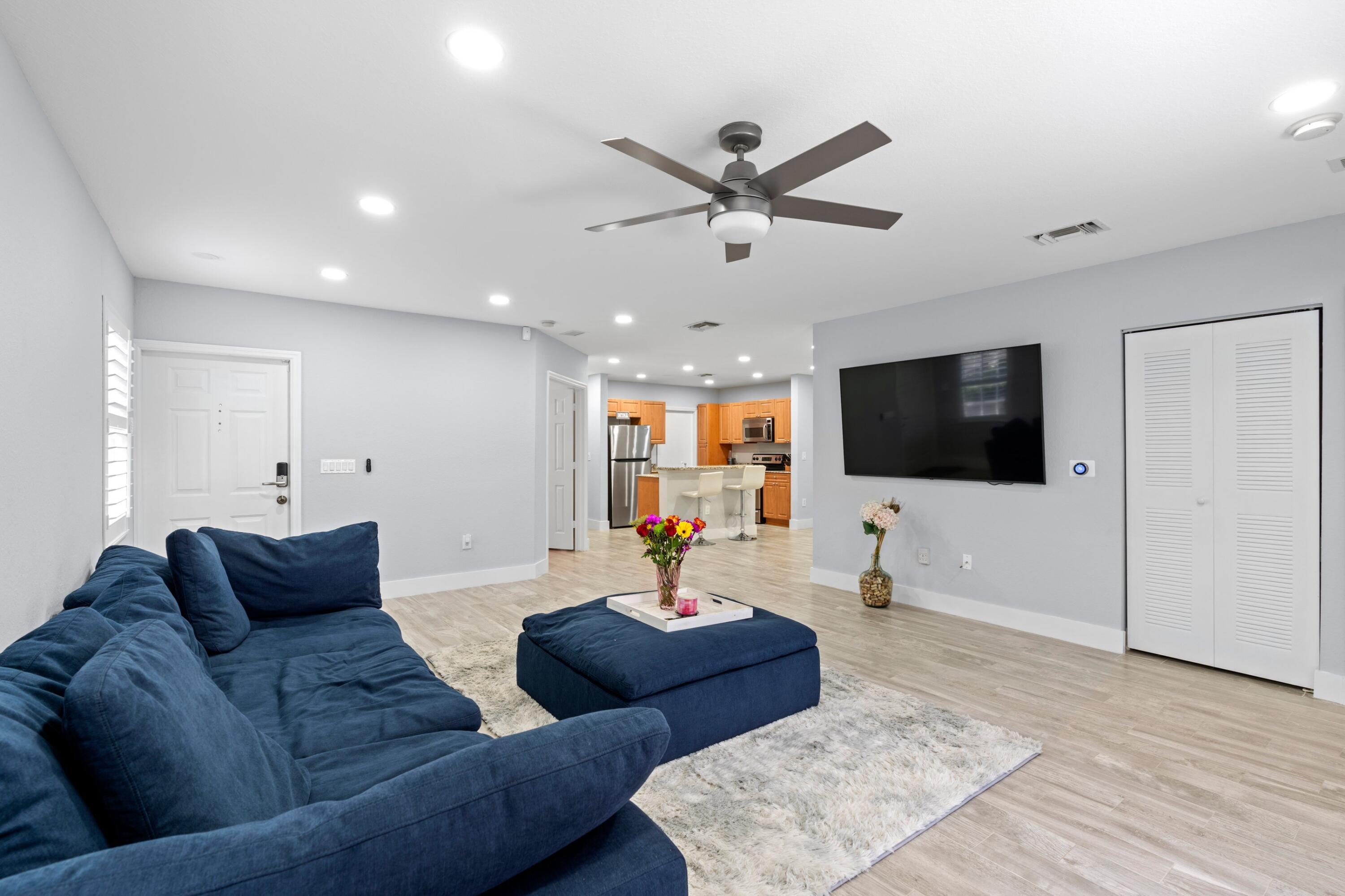 GREEN CAY VILLAGE - Residential Lease