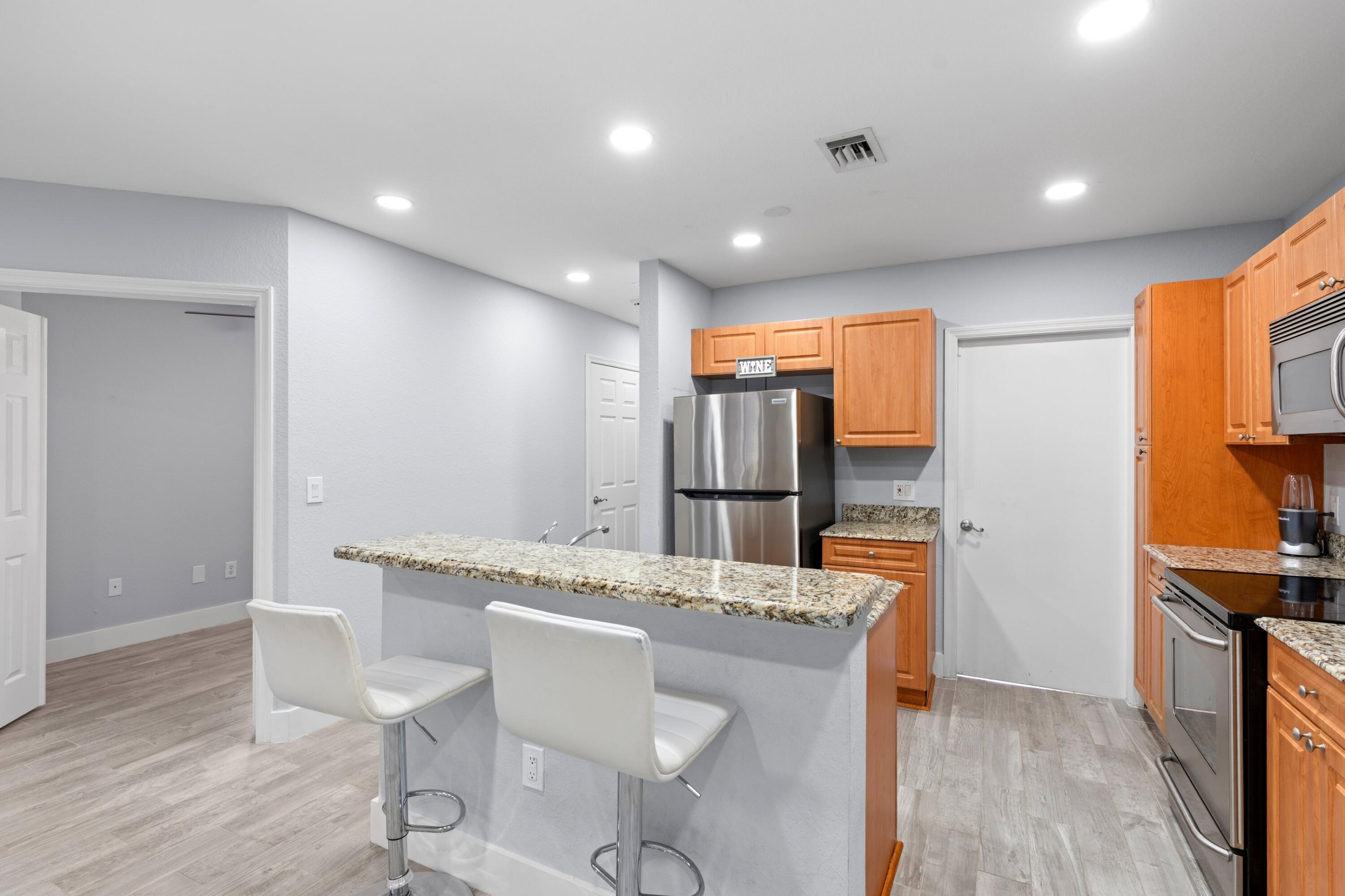 GREEN CAY VILLAGE - Residential Lease