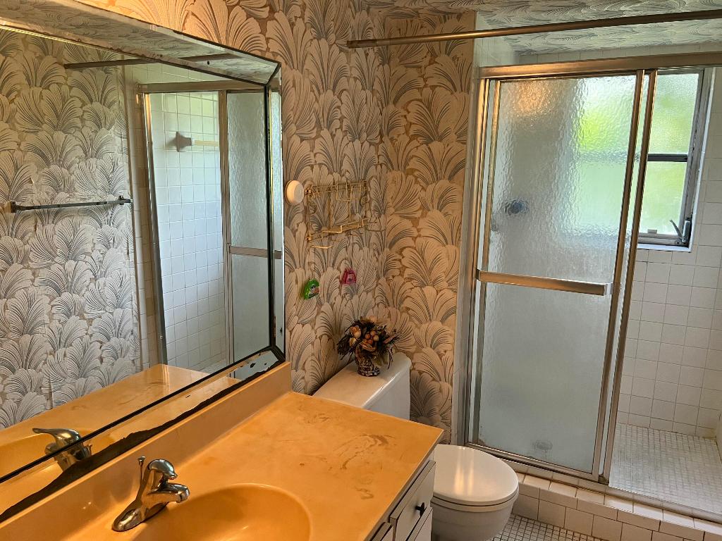 PALM LAKES CONDO - Residential