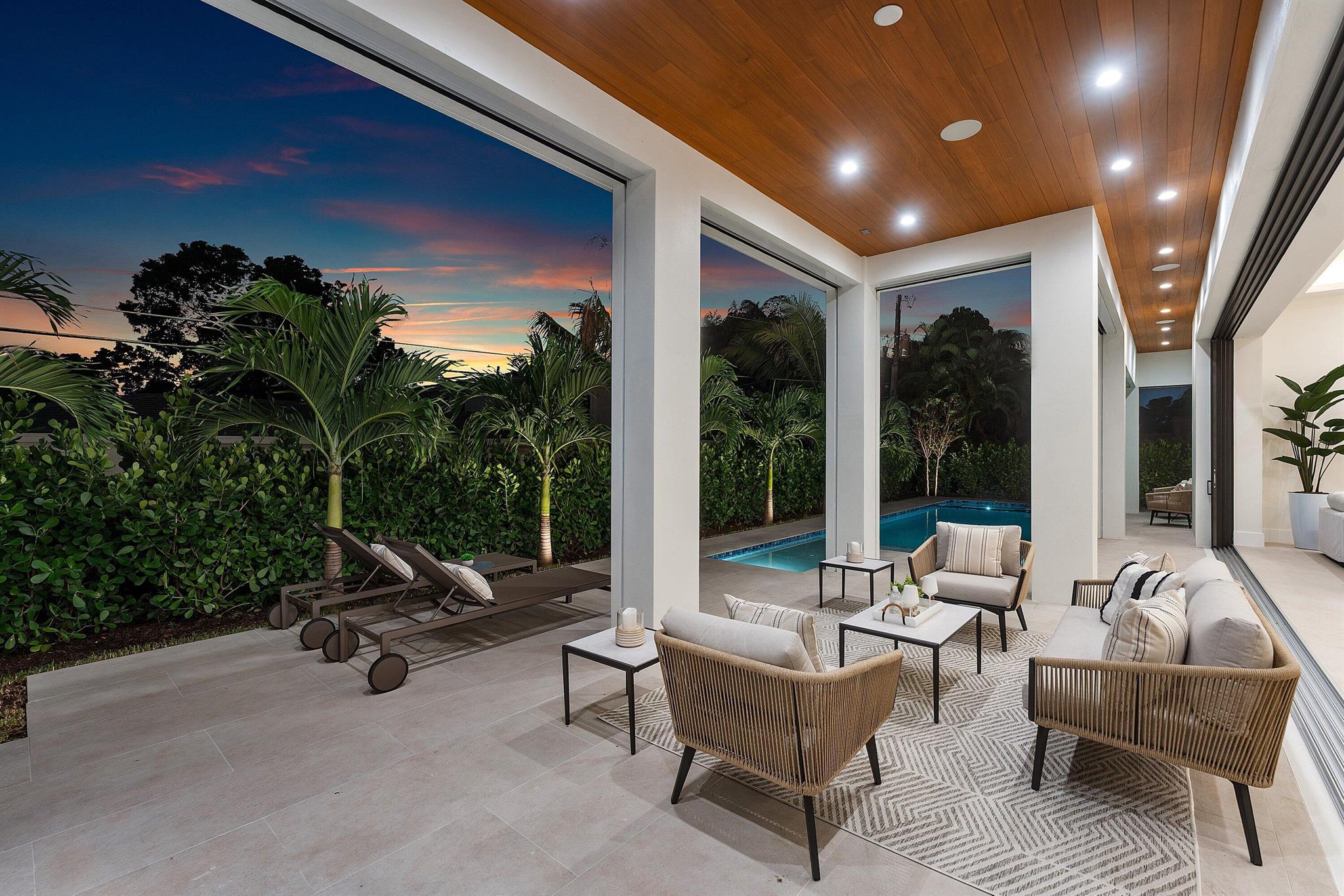 Coral Ridge - Residential