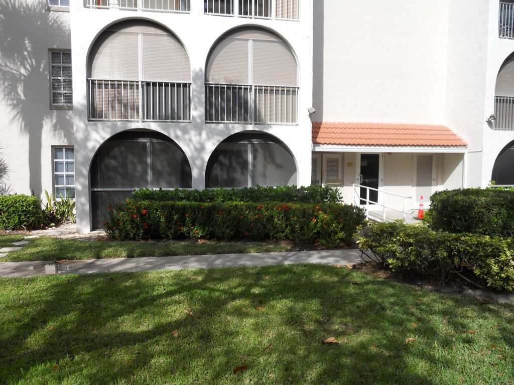 Photo of 250 NE 20th Street #123s, Boca Raton, FL 33431 (MLS # B26025868)