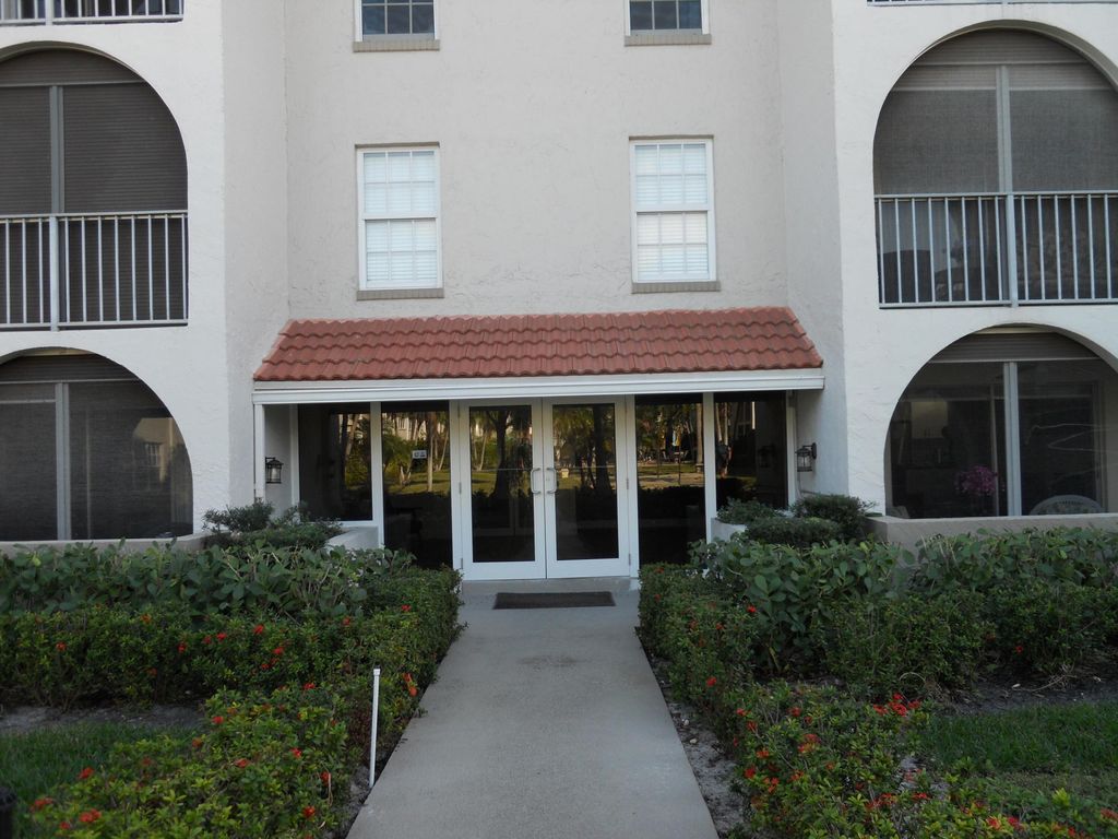 Photo of 250 NE 20th Street #123s, Boca Raton, FL 33431 (MLS # B26025868)