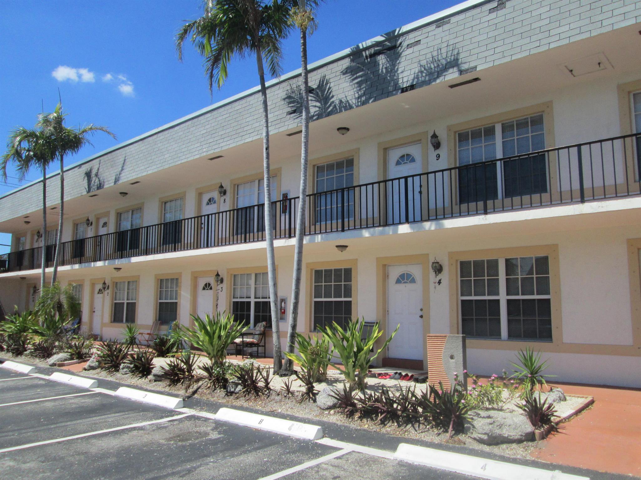 Quaint Tequesta lifestyle and walk to shopping. Short drive or bicycle to the Beach. Laundry on premises. Pets permitted on case by base basis. Trucks allowed.