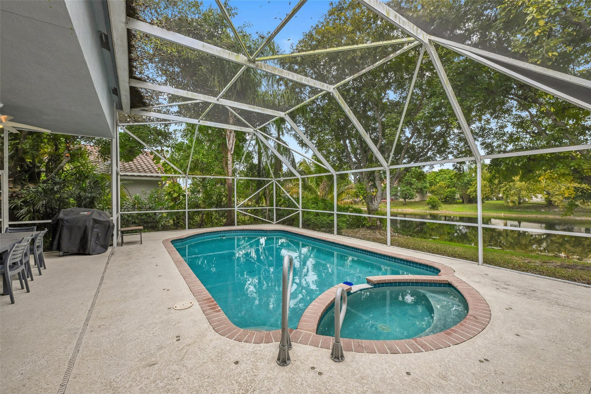 BROOKSIDE - Residential