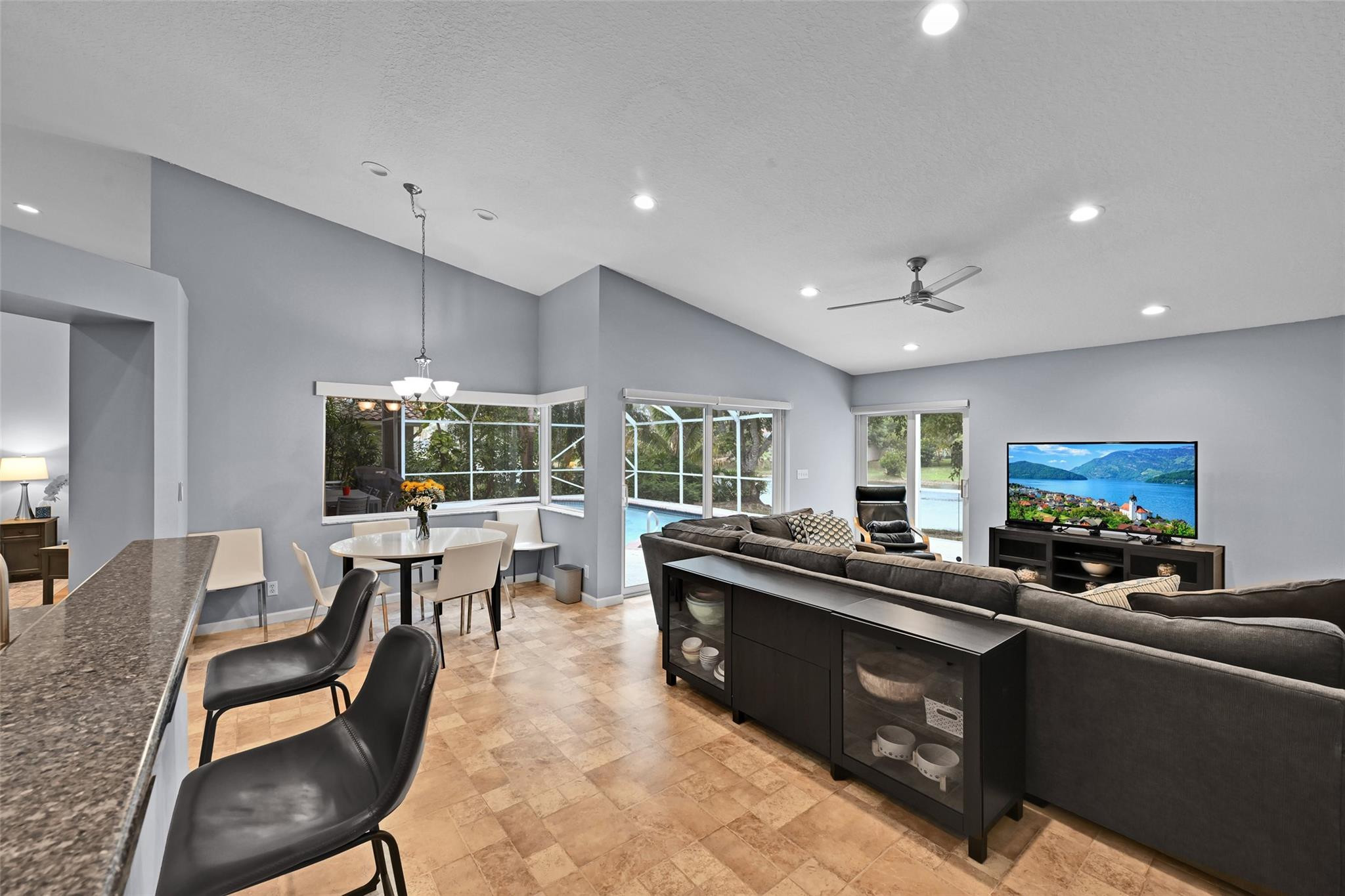 BROOKSIDE - Residential