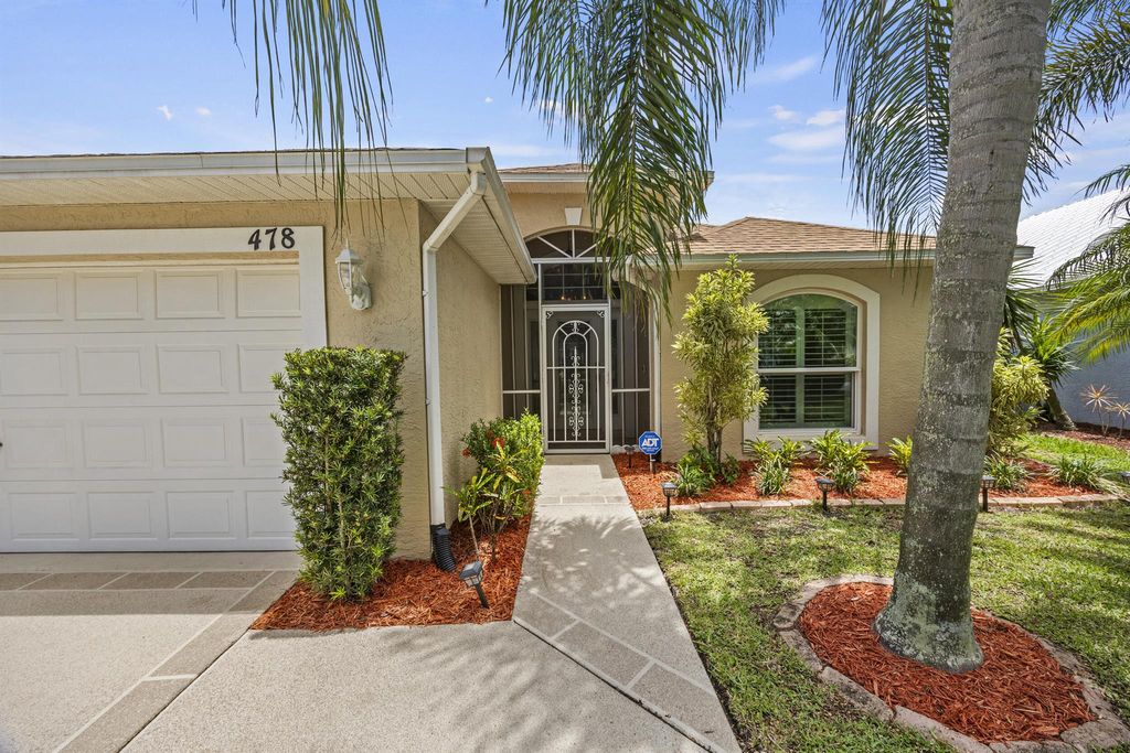 Photo of 478 SW Sundance Trail, Port Saint Lucie, FL 34953 (MLS # R11108502)