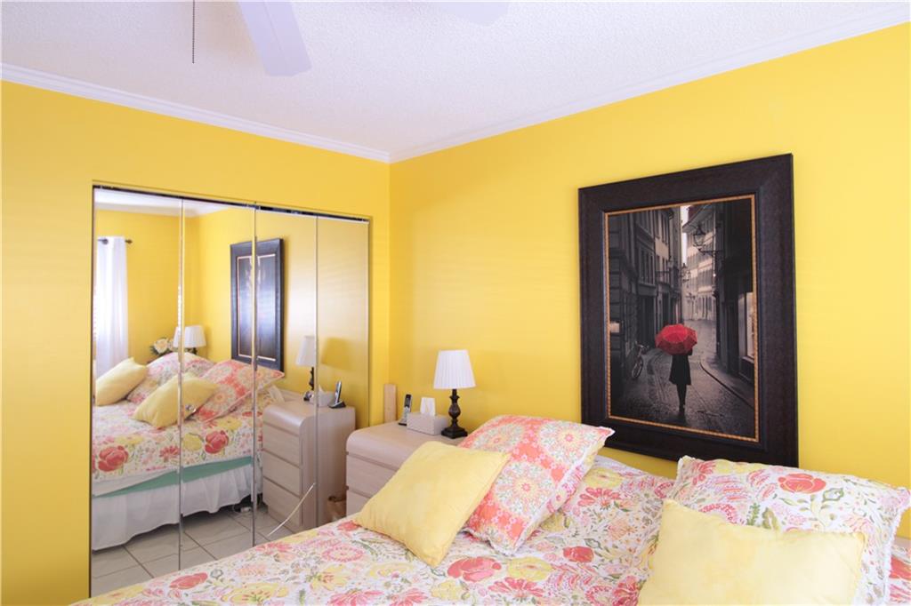 BEVERLY HILLS - Residential