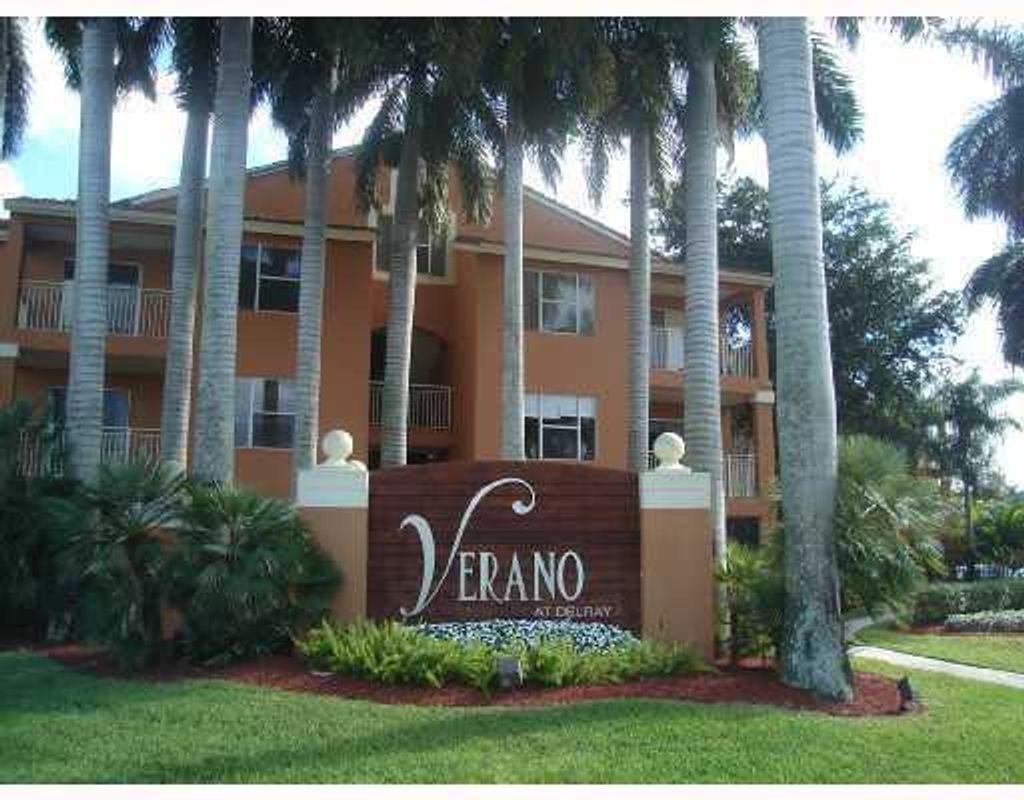 Photo of 1740 Palm Cove Boulevard #4-104, Delray Beach, FL 33445 (MLS # R10911076)