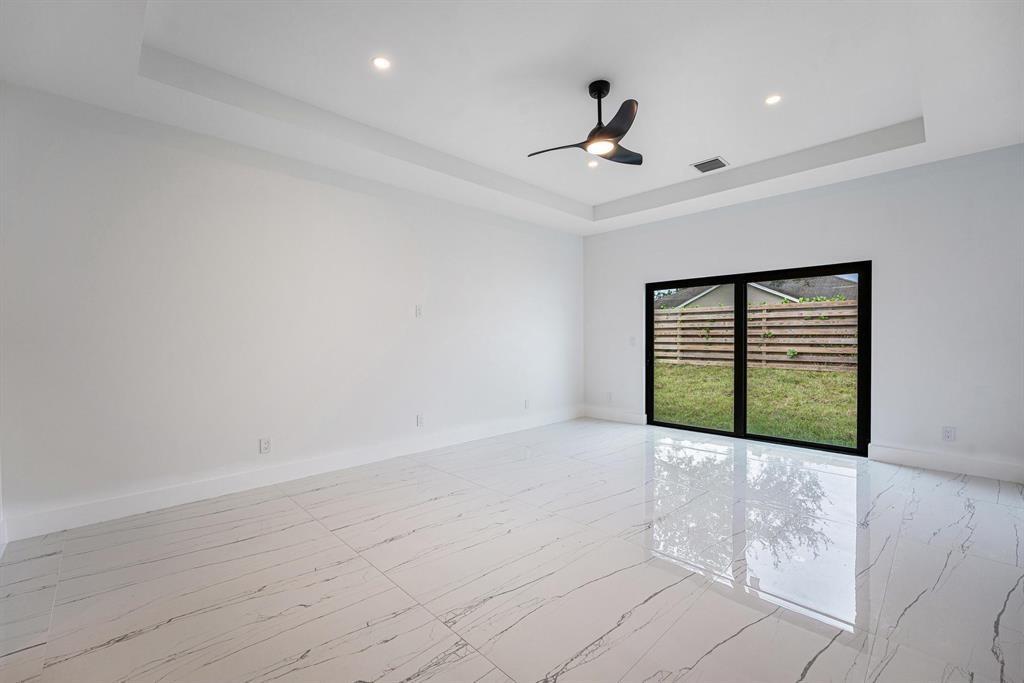 PORT ST LUCIE SECTION 33 - Residential