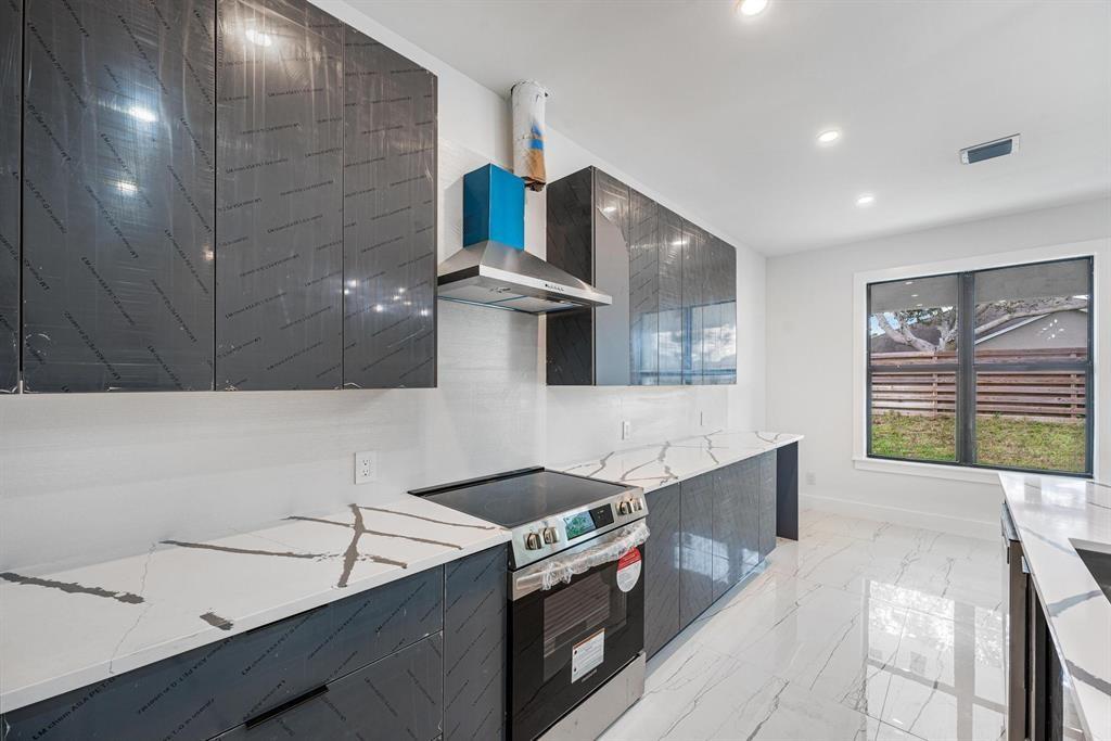 PORT ST LUCIE SECTION 33 - Residential