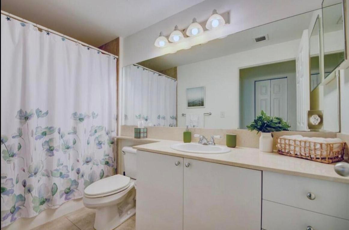 MOORINGS AT LANTANA CONDO 1 - Residential Lease