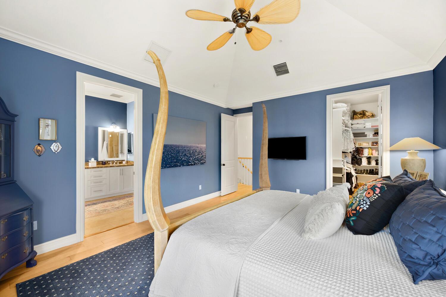 CANNERY ROW - Residential