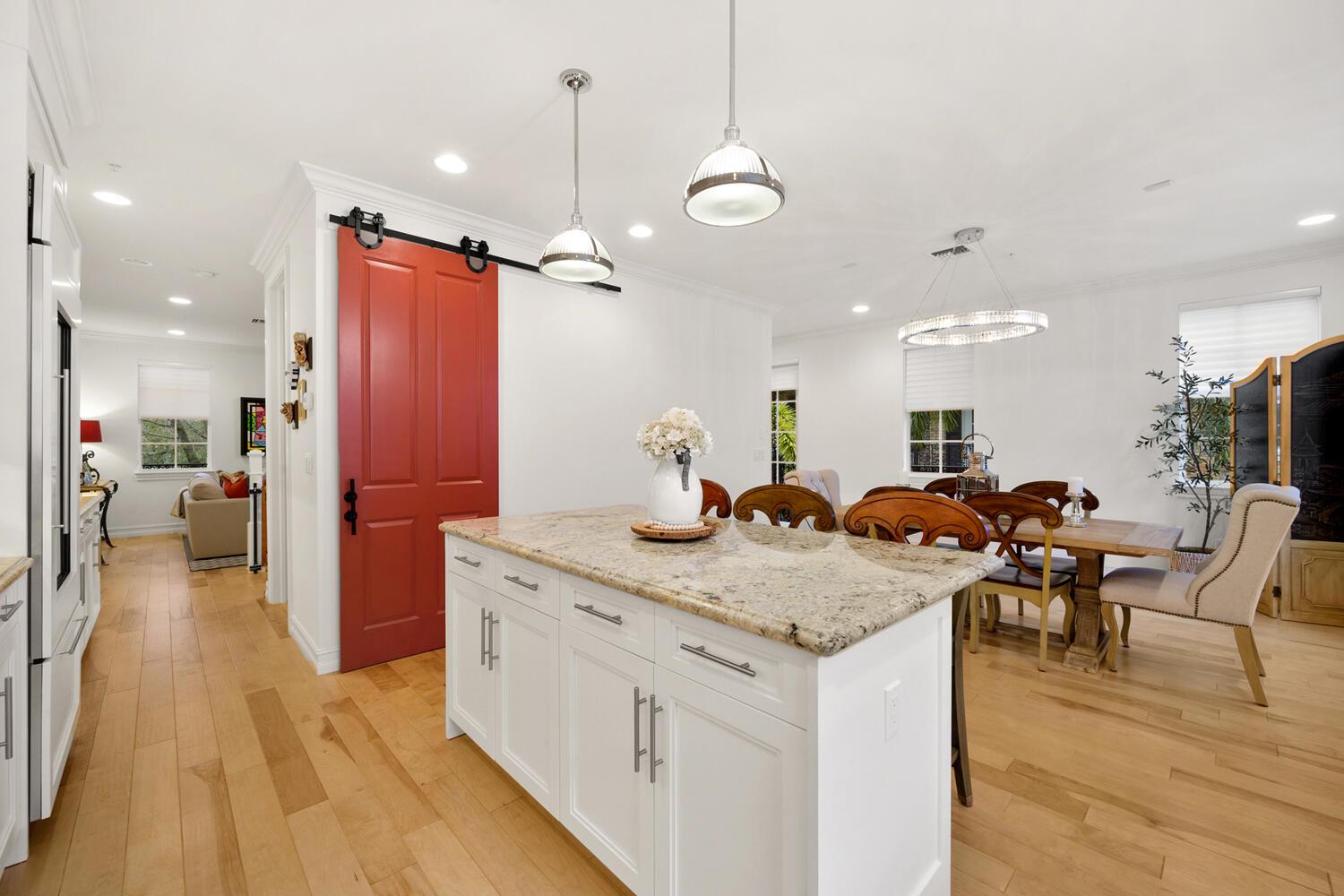 CANNERY ROW - Residential
