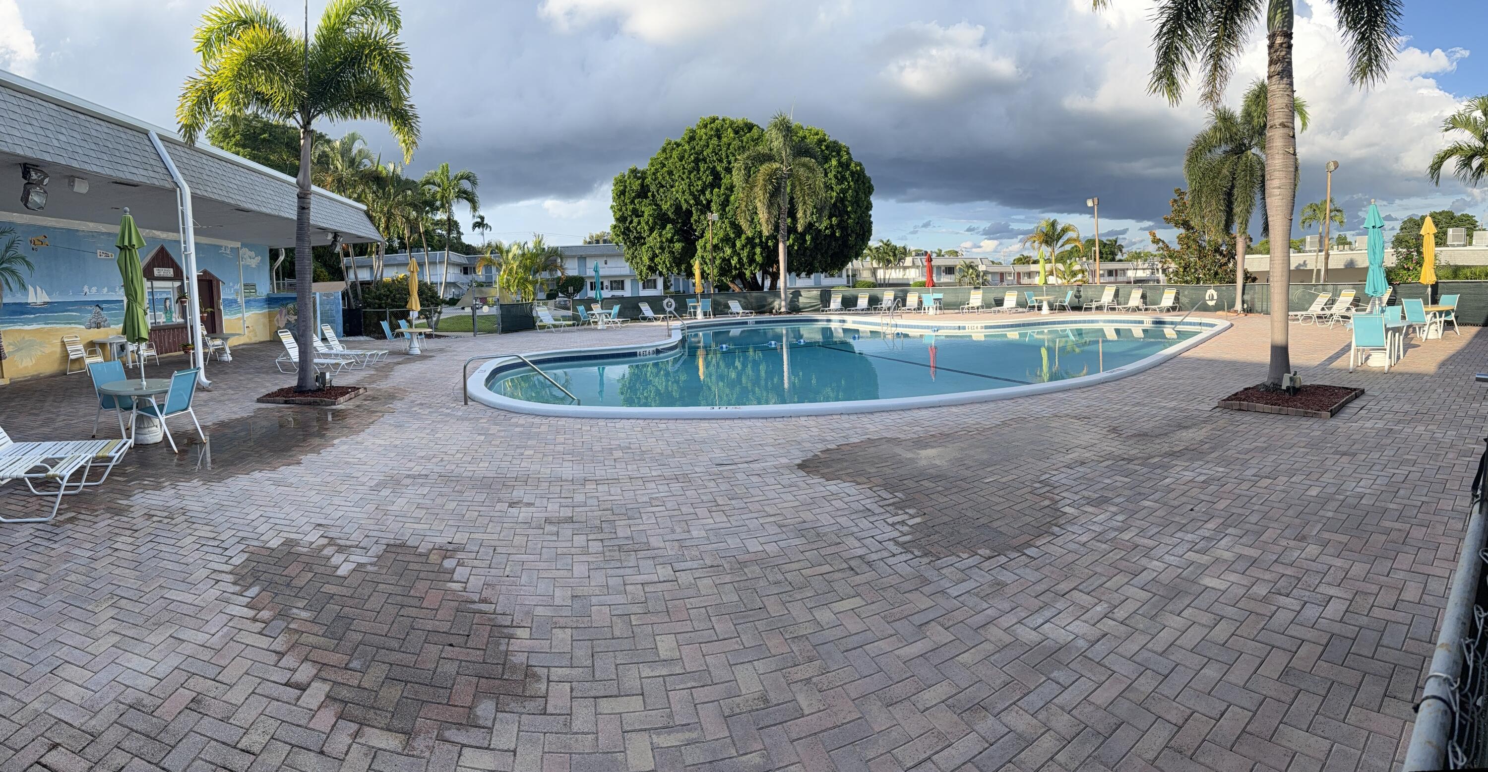 MURRY HILLS APT BLDG CONDO - Residential