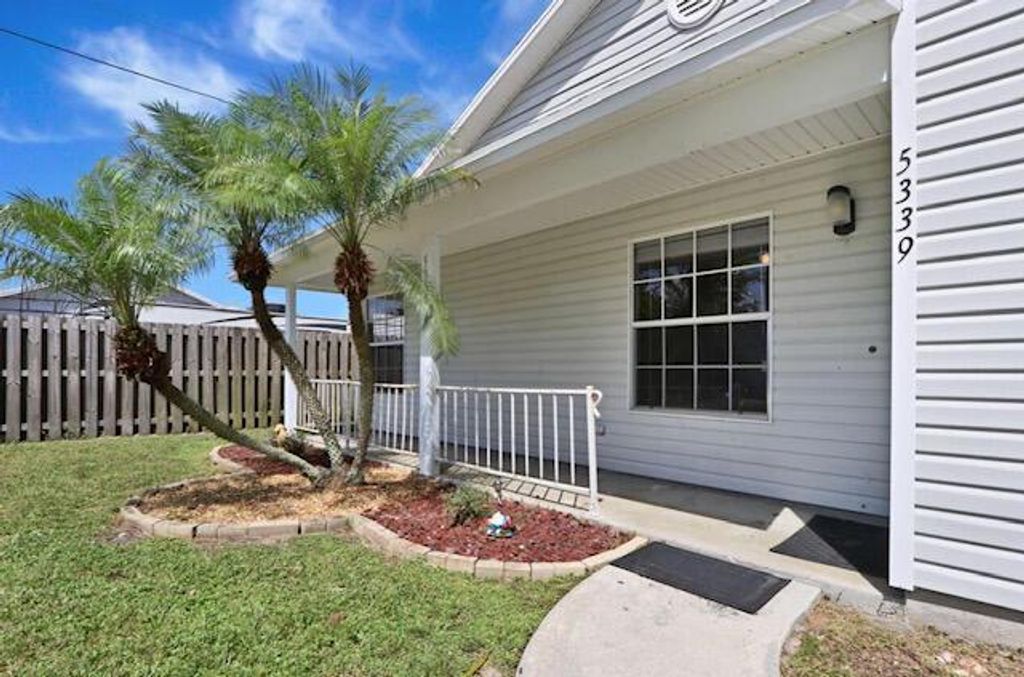 Photo of 5339 SE Dell Street, Stuart, FL 34997 (MLS # R10956530)