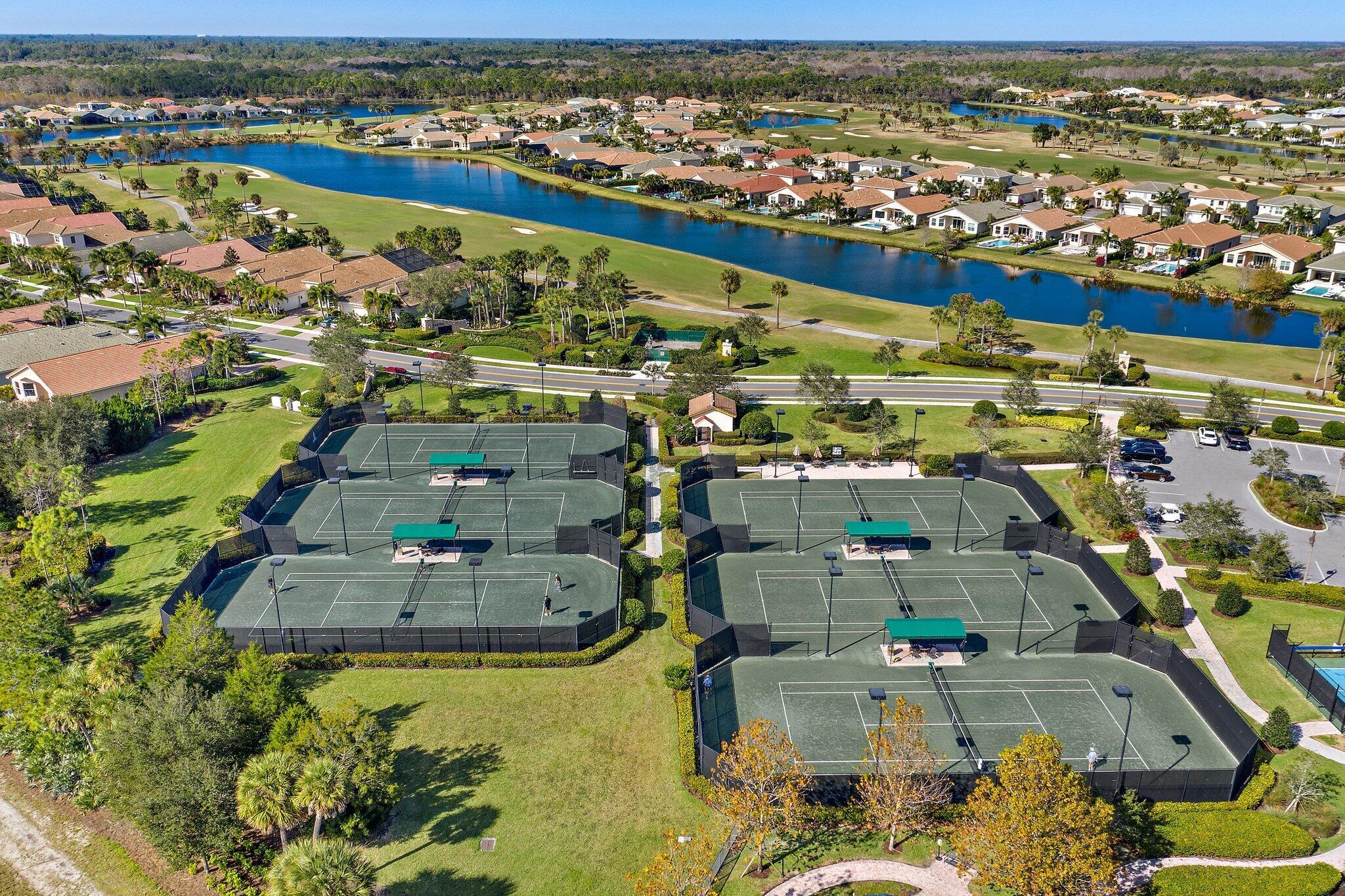 JUPITER COUNTRY CLUB - Residential