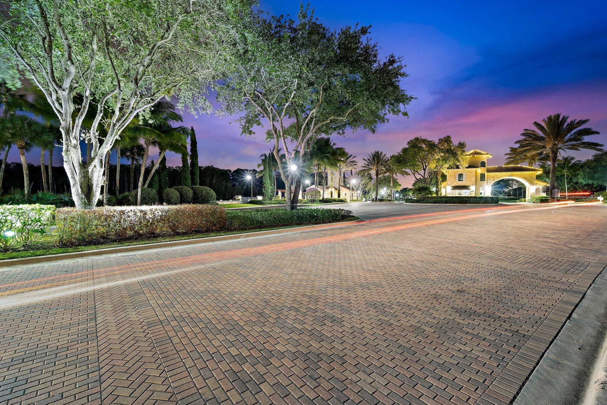 JUPITER COUNTRY CLUB - Residential