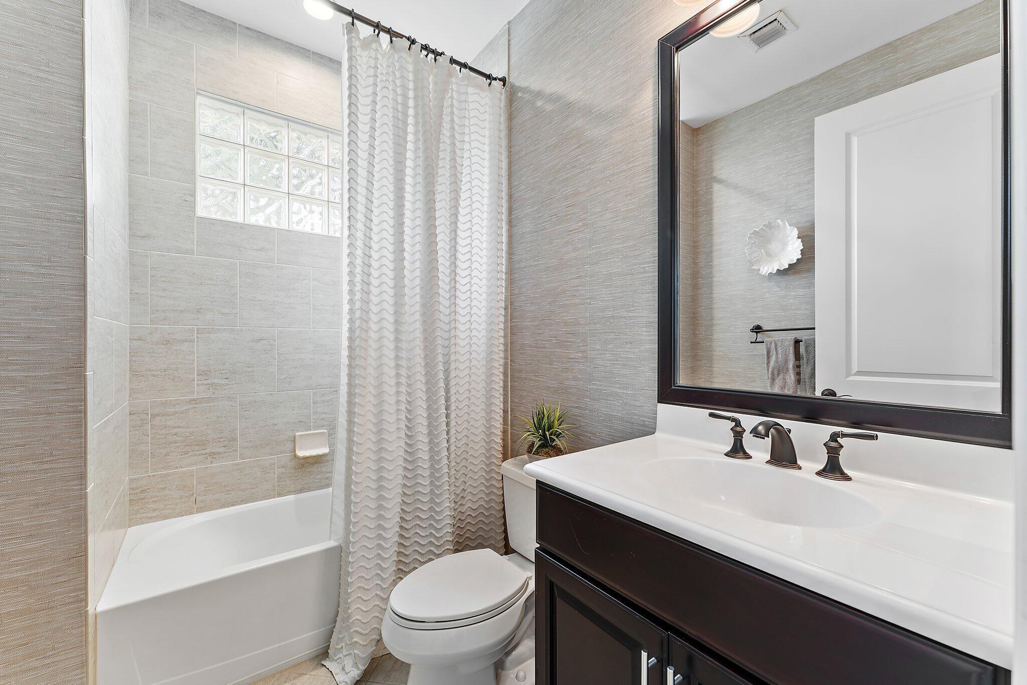 JUPITER COUNTRY CLUB - Residential